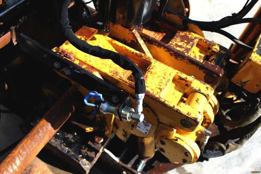 Used 2005 Vermeer D24X40II Directional Drill with 125 hp John Deere Diesel Engine. Machine features 24,000 lbs. of thrust and pullback, 4000 ft. lbs. of torque, 50 GPM Aplex Water Pump at 1300 psi. 5...