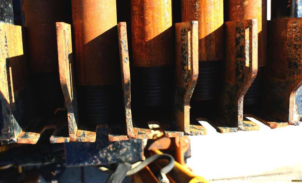 Used 2005 Vermeer D24X40II Directional Drill with 125 hp John Deere Diesel Engine. Machine features 24,000 lbs. of thrust and pullback, 4000 ft. lbs. of torque, 50 GPM Aplex Water Pump at 1300 psi. 5...