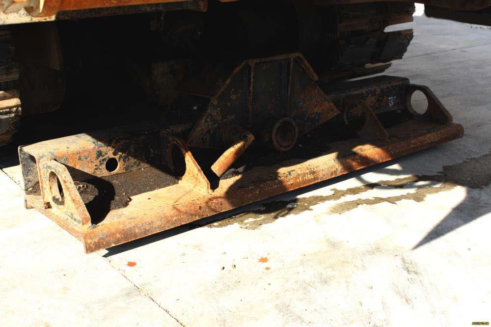 Used 2005 Vermeer D24X40II Directional Drill with 125 hp John Deere Diesel Engine. Machine features 24,000 lbs. of thrust and pullback, 4000 ft. lbs. of torque, 50 GPM Aplex Water Pump at 1300 psi. 5...