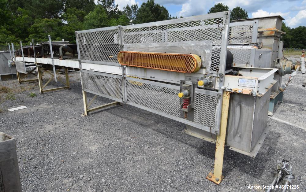 Used OFI Custom Metal Fabrication Rubber Belt Conveyor. Approximate 24" wide x 360" long belt. Overall Dimensions 33'OAL x 5'6"OAW x 5'10"OAH. Built 2007.