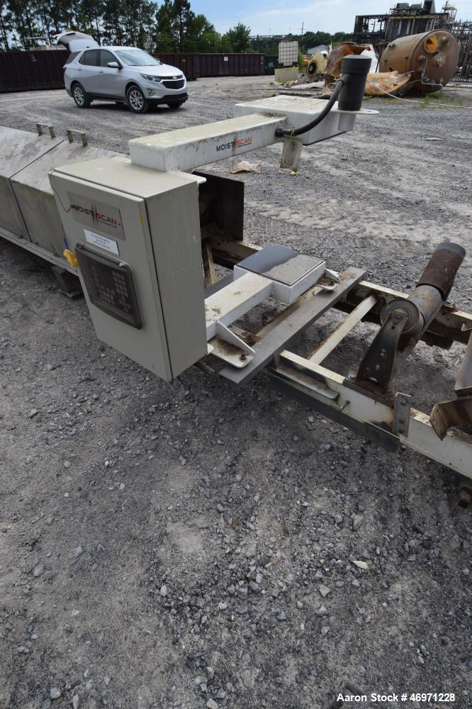 Used OFI Custom Metal Fabrication Rubber Belt Conveyor. Approximate 24" wide x 600" long belt. Overall Dimensions 60'OAL x 5'6"OAW x 5'10"OAH. Built 2007.