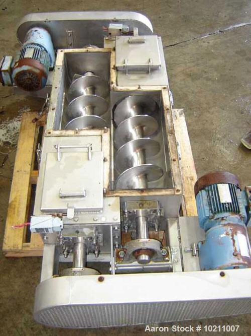 Used-Double Screw Conveyor Distribution Package. Twin 9" x 34" screw feeders, stainless steel. Motor 15 hp, 1700 rpm, 230/46...