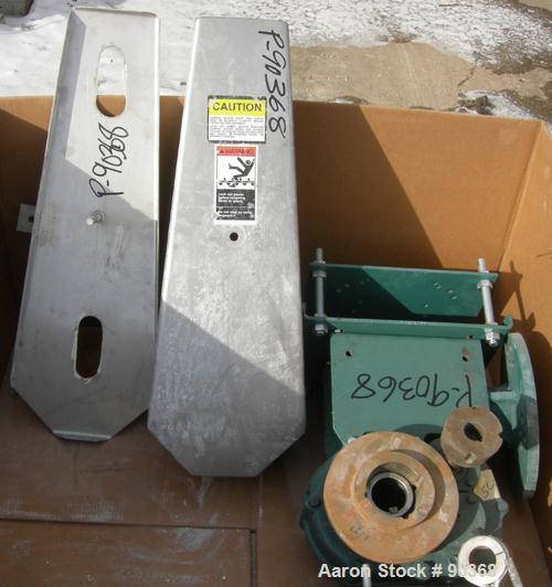 USED: Screw conveyor, 304 stainless steel, horizontal. 9" diameter x approximately 170" long x 4-1/2" pitch screw in 2 sections, (1) 118" long, (1) 52" long. Trough measures 10" wide x approximately ...