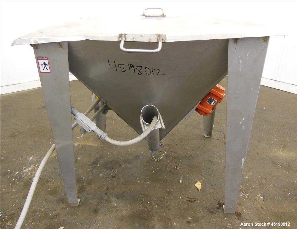 Used Hapman Flexible Screw Conveyor Parts Consisting Of: (1) 35" x 29" x 41" deep feed hopper with a 1 piece cover, (1) 1.5hp, 3/60/208-230/460 volt, 1725 rpm gear motor, ratio 10 to 1, control panel...
