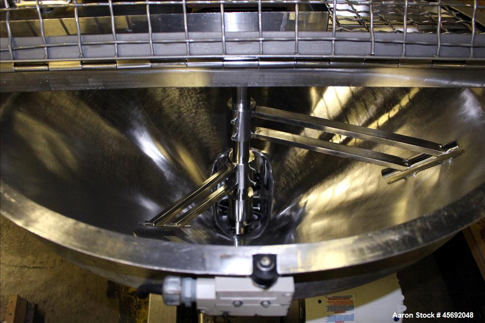 Used S. Howes Split Tube Screw Conveyor, Stainless Steel. 5" diameter x 167" long screw. Driven by 1 hp, 208-230/460, 1740 rpm, washdown motor. 36" diameter feed hopper with agitator. Driven by 1 hp,...