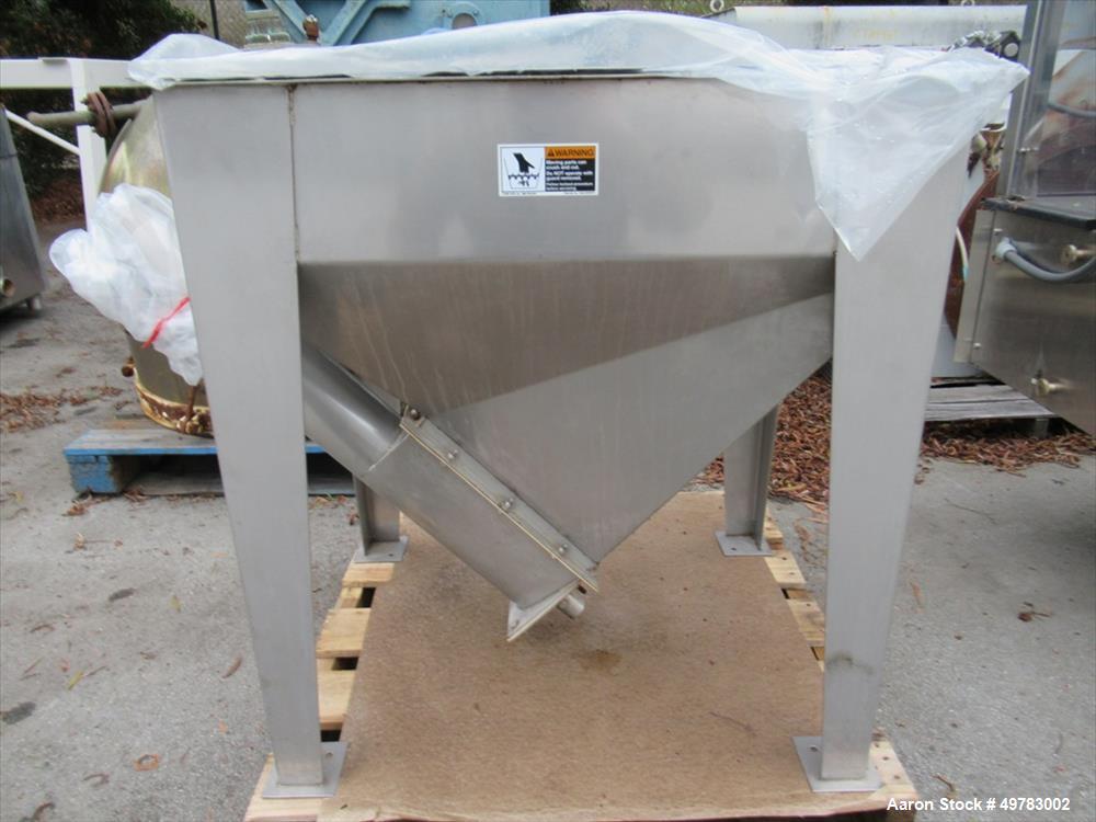 Used Spiroflow Stainless Steel Flexible Screw Conveyor, Model 412B19. Approximate 3" diameter x 20' long screw, inside 4" diameter stainless steel pipe/tube. Driven by a 5hp, 3/60/230/460 volt, 1740 ...