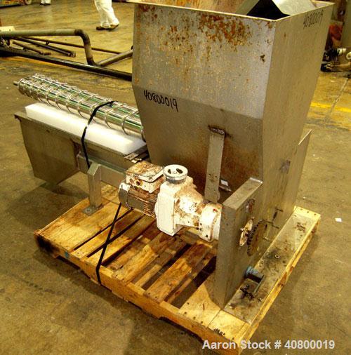 Used Vanmark Potato Feeder. (2) Approximate 3 1/2" diameter x 42" long side-by-side 316 stainless steel screws. Top feed with hopper, end bottom outlet. Driven by a 1 hp, 3/60/330/575 volt, 1700 rpm ...