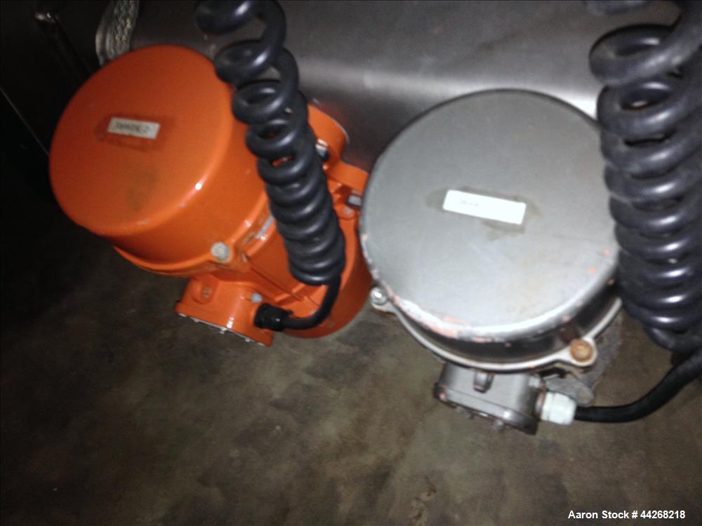 Used Shaker Dewatering Conveyor.