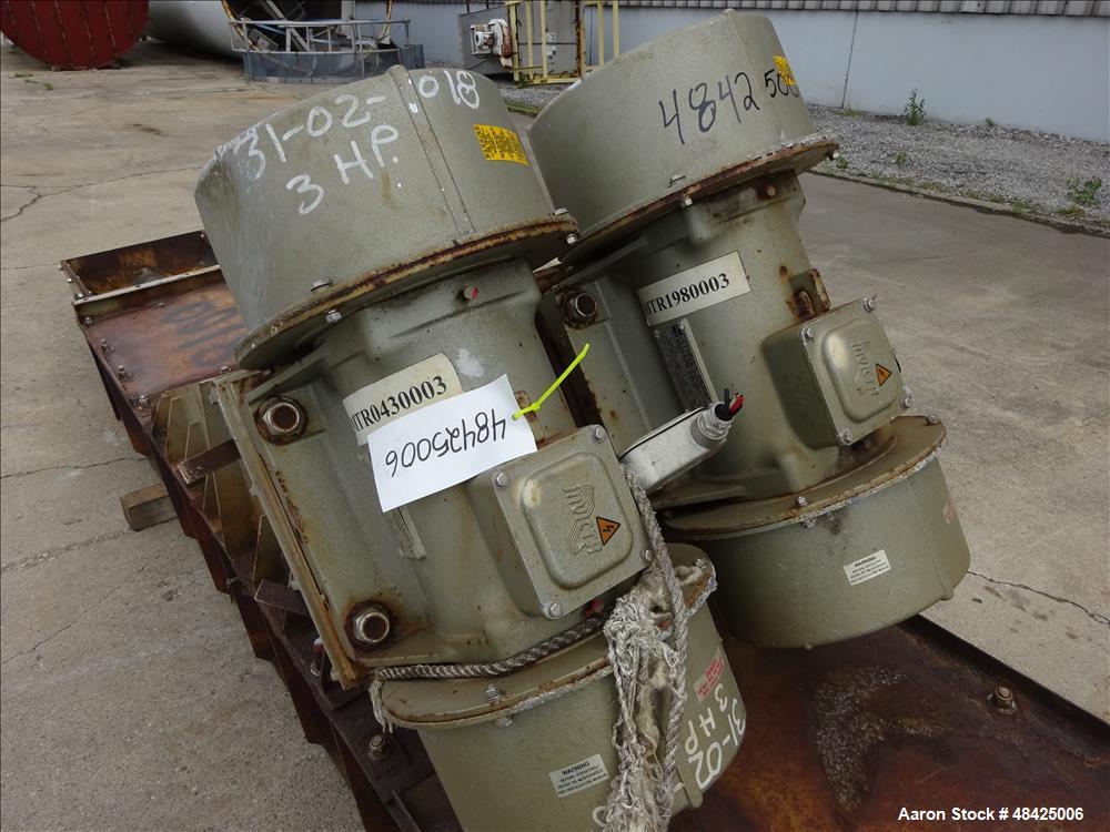 Used Viratory Conveyor, Carbon Steel.