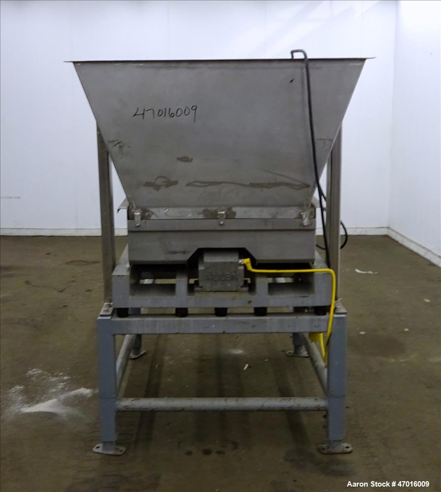 Used Allen Vibratory Conveyor Model MGD4400
