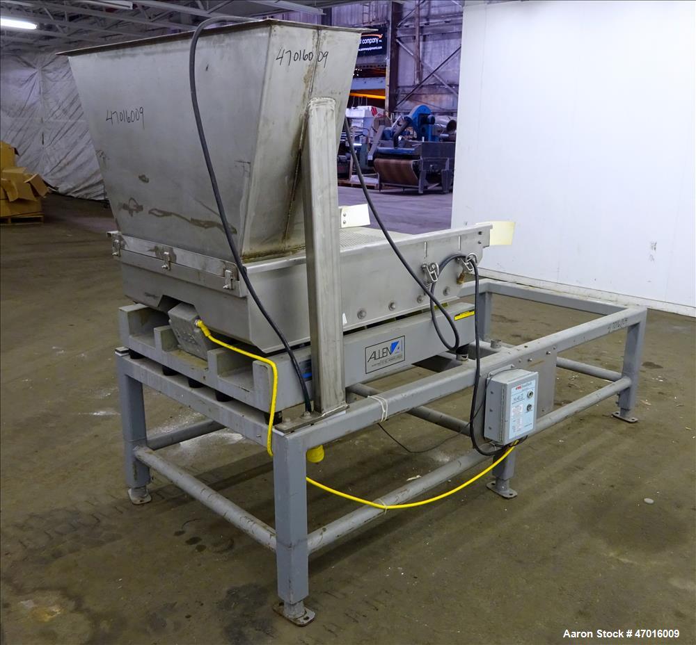 Used Allen Vibratory Conveyor Model MGD4400