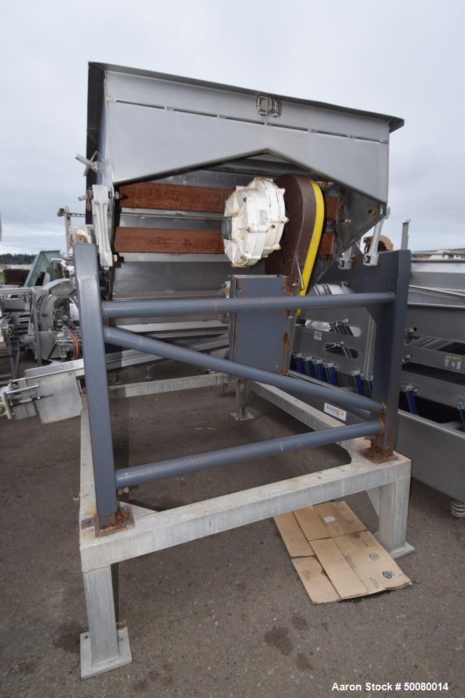 Used Commercial Double Deck Vibratory Conveyor