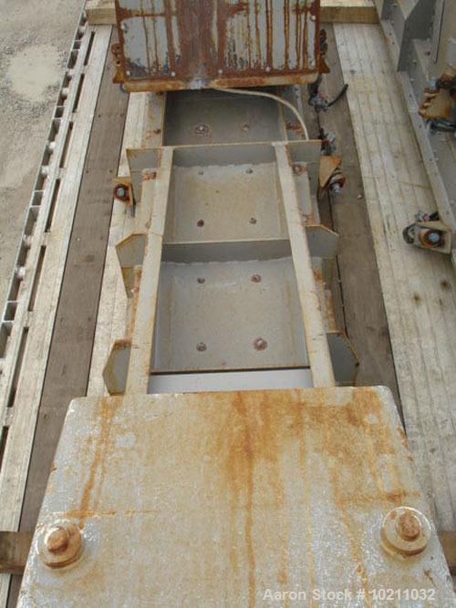Used-24" Wide x 14’ Long Eriez Electro-Magnetic vibrating feeder. Vibrating feeder / conveyor has two Eriez electro-magnetic...