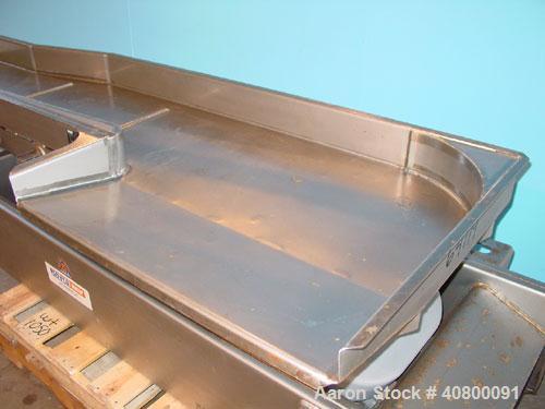 Used Key Technology ISO-FLO Vibratory Conveyor, Model 435532.1, 304 stainless steel. Maximum stroke approximately 8". Conveyor pan 5" deep, end feed section 37" wide x 34" long, middle section 19" wi...