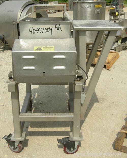 Used Meyer Machine vibratory conveyor, model AFN-1660-120, 304 stainless steel. Pan 16" wide x 60" long x 6" tall sides. End discharge. Driven by a vibratory motor. Mounted on a carbon steel base ont...