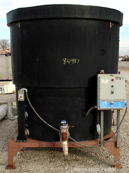 USED: Delta Pioneer forced draft cooling tower, model DT-75. Counter flow design, 75 ton capacity. Plastic housing, 157 sump capacity gallons. Includes a 7.5 hp, 3/60/208-230/460 volt, 1740 rpm fan m...