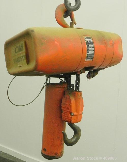 Used CM (Columbus McKinnon) Valustar 2 Ton Electric Chain Hoist, Model WR.  8 Feet per minute, 10’ lift height, headroom 22-1/2’’.  Driven by a 1 hp, 3/60/440-480 volt motor.  Unit requires operator ...
