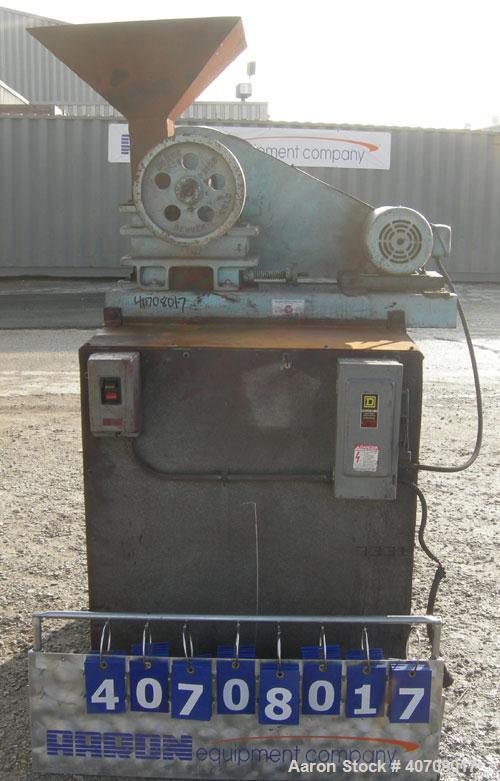 Used Morse Brothers Machinery 4 x 6 jaw crusher, carbon steel. Top feed hopper. Approximate capacity range of 400-900 pounds per hour reducing product to 1/4". Driven by a 3 hp, 3/230/460, 1740 rpm m...