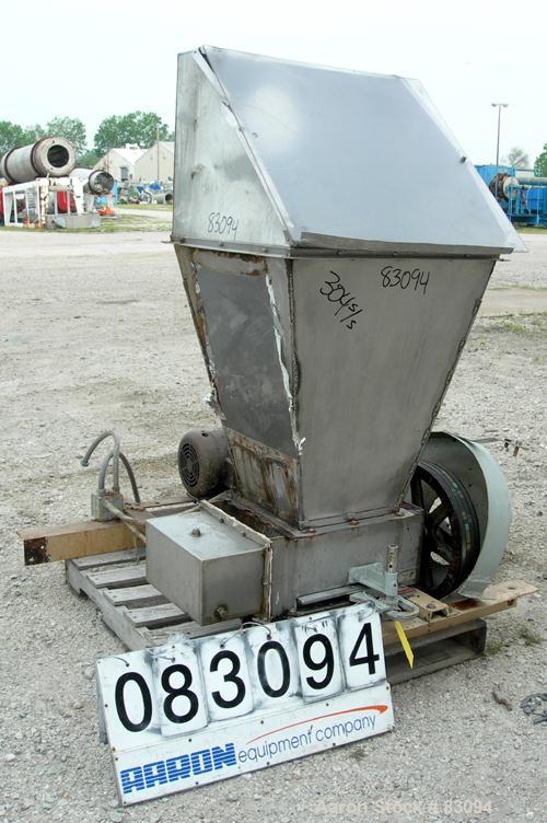 USED: Prater Double Roll Crusher, model 1FA, 304 stainless steel. (2) 3" diameter x 15" long shafts with replaceable lugs, heavy duty shear bars. 14" x 15" top feed with hopper, bottom discharge. Dri...