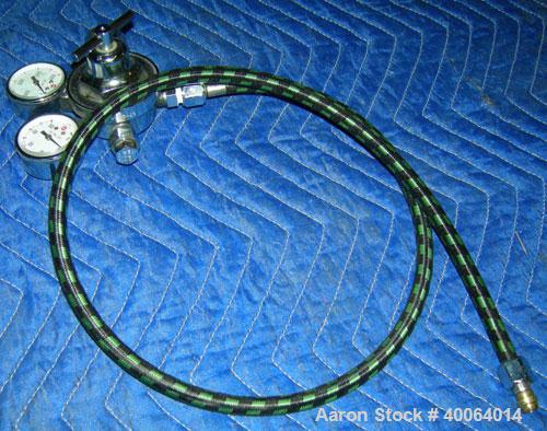 Used Porter Nitrous Gauge, Model 2055, S/N  MXR 605. Includes misc valves, and hose