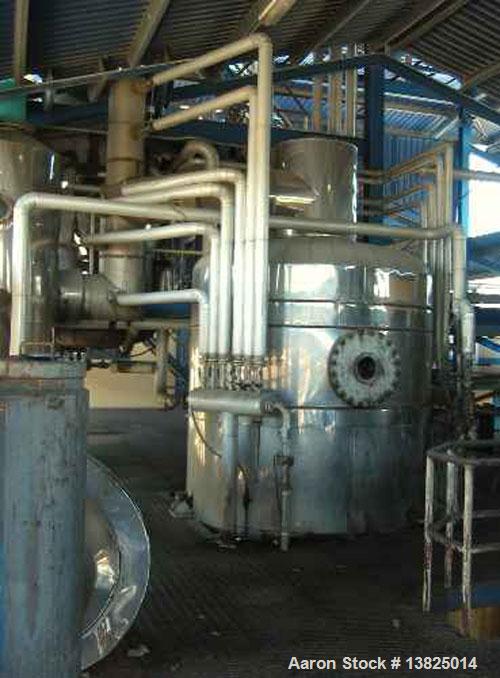 Used Deodorizer and Physical Refining System, stainless steel. Rated for 60 mtpd (5,500#/hr). Two deodorizing/refining units, deaerator, scrubber system. Uses thermal fluid mineral oil for heating. P...