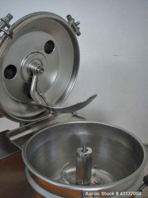 Used Stephan UMM/SK 40E-GN1 Mixer/Cutter, stainless steel on product contact parts, jacketed for steam/water, 10 hp/7.5 kW drive, 1450/2900 rpm, 380V/50 hz, handles vacuum.Bowl diameter 19.7" (500 mm...