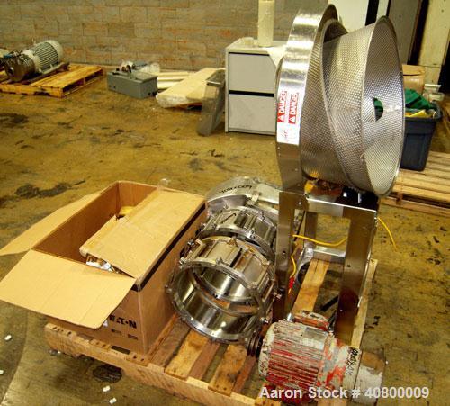 Used Urschel Slicer, Model CC, stainless steel. Approximately 14" inside diameter cutting head, with crinkle slicing head. Driven by a 2 hp, 3/60/575 volt, 1765 rpm motor with brake. Maximum input pr...