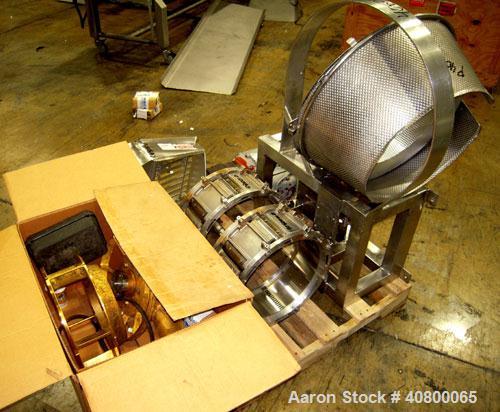 Used Urschel Slicer, Model CC, stainless steel. Approximately 14" inside diameter cutting head, with crinkle slicing head. Driven by a 2 hp, 3/60/575 volt, 1765 rpm motor with brake. Maximum input pr...
