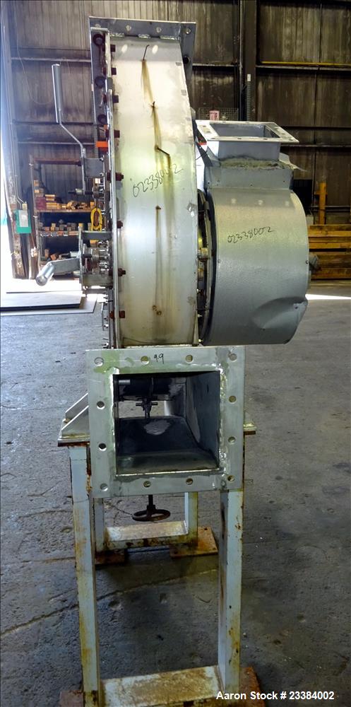 Used- Barr & Murphy Manifold Ring Dryer. 304 Stainless Steel, Includes deflector blades.