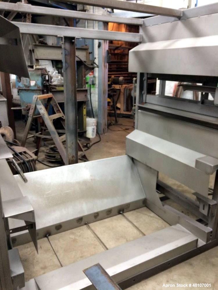 Used Aeroglide Belt Dryer, Double Pass Conveyor Perforate Belt Dryer. Approximate belt size: 5' wide x 25' long, stainless steel belt, wetted parts. Carbon steel frame. 2 New Maxon burners, 1 cooling...