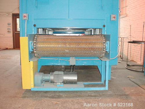 USED: Koch Industrial conveyorized high velocity IR oven, 10'0" long with 4'0" IR zone. Bulb type IR lamps. Maximum oven temperature 400 deg F. Recirculation fan: (1) New York blower 22" fan with PLR...