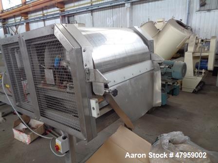 Used Sandvik 1000mm Wide x 10,000mm Long Stainless Steel Inclined Belt Cooler. Approximately 1950kg/hr throughput capacity. Belt is driven by a 0.30/3 kw, 144/1440 rpm, 415 volt motor through a renol...