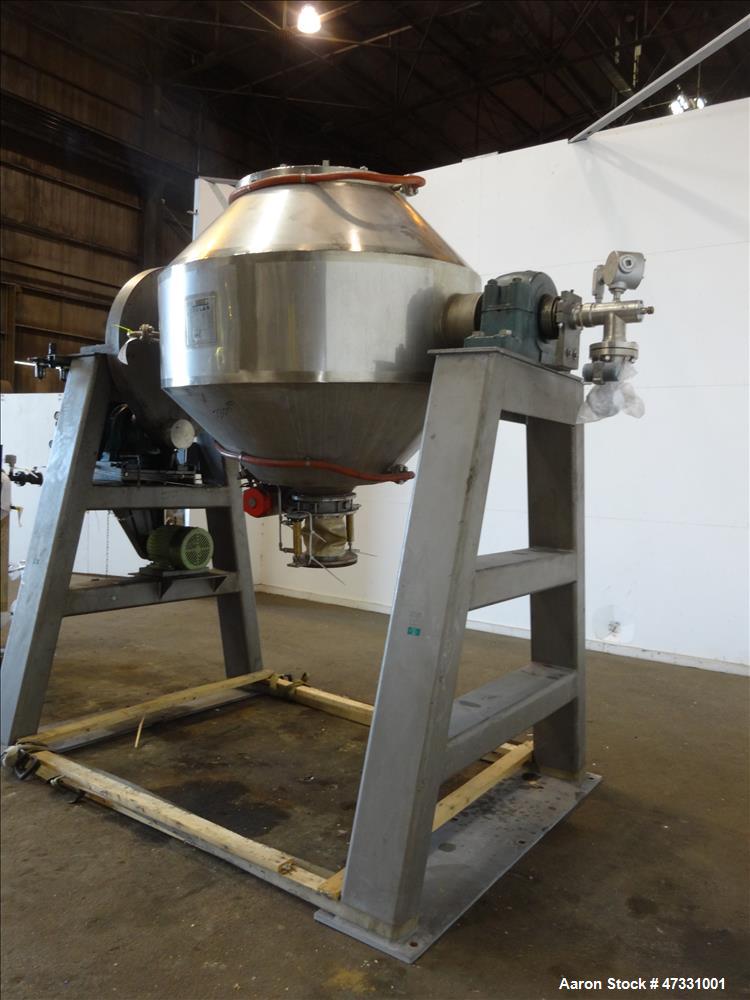 Used Gemco Double Cone Vacuum Dryer, Model Vacuum Dryer, Approximate 30 Cubic F