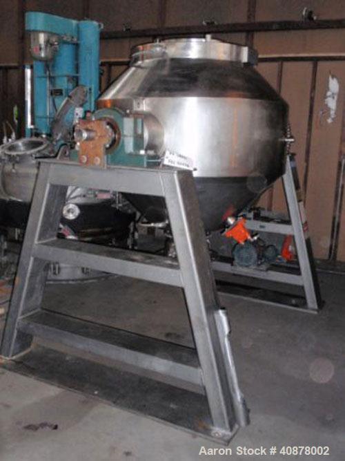 Used- Gemco Double Cone Vacuum Dryer. 20 cubic foot working capacity, Hastelloy C276. Maximum material density 150 pounds pe...