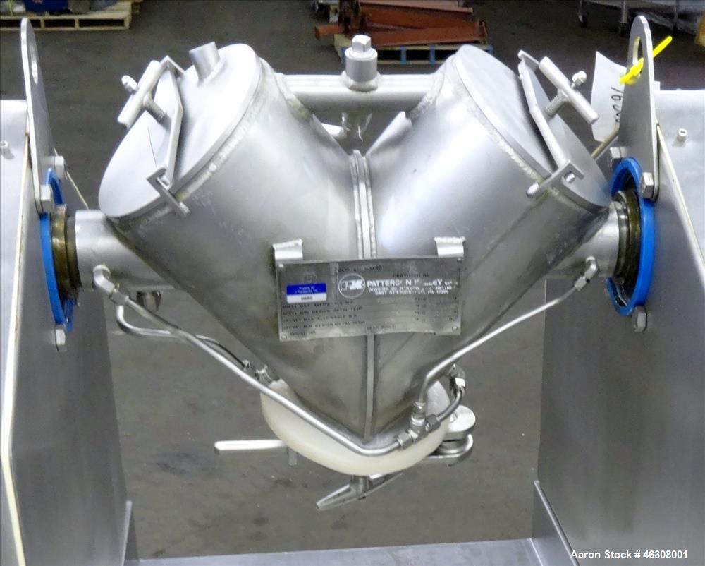 Used: Patterson Kelley Mini Processor 8 Quart Twin Shell Vacuum Dryer