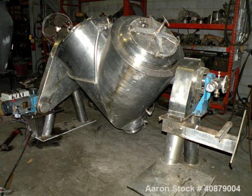 Used Patterson Kelley Twin Shell Vacuum Tumble Dryer, 10 cubic feet, 316 stainless steel. Internal not rated, 304 stainless steeljacket rated 30 psi at 250 deg F. Maximum material density 70 pounds p...