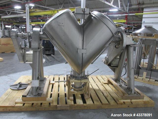 Used Patterson-Kelley Twin Shell Solids Processor, 20 Cubic Feet. Stainless steel construction, 65#/cu ft max density, rated full vacuum at 250 internal, jacketed for 30 psi at 250 f, apporximately 2...