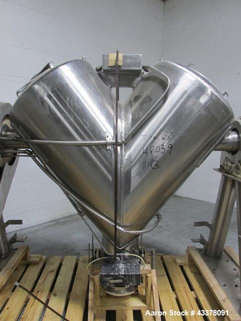 Used Patterson-Kelley Twin Shell Solids Processor, 20 Cubic Feet. Stainless steel construction, 65#/cu ft max density, rated full vacuum at 250 internal, jacketed for 30 psi at 250 f, apporximately 2...
