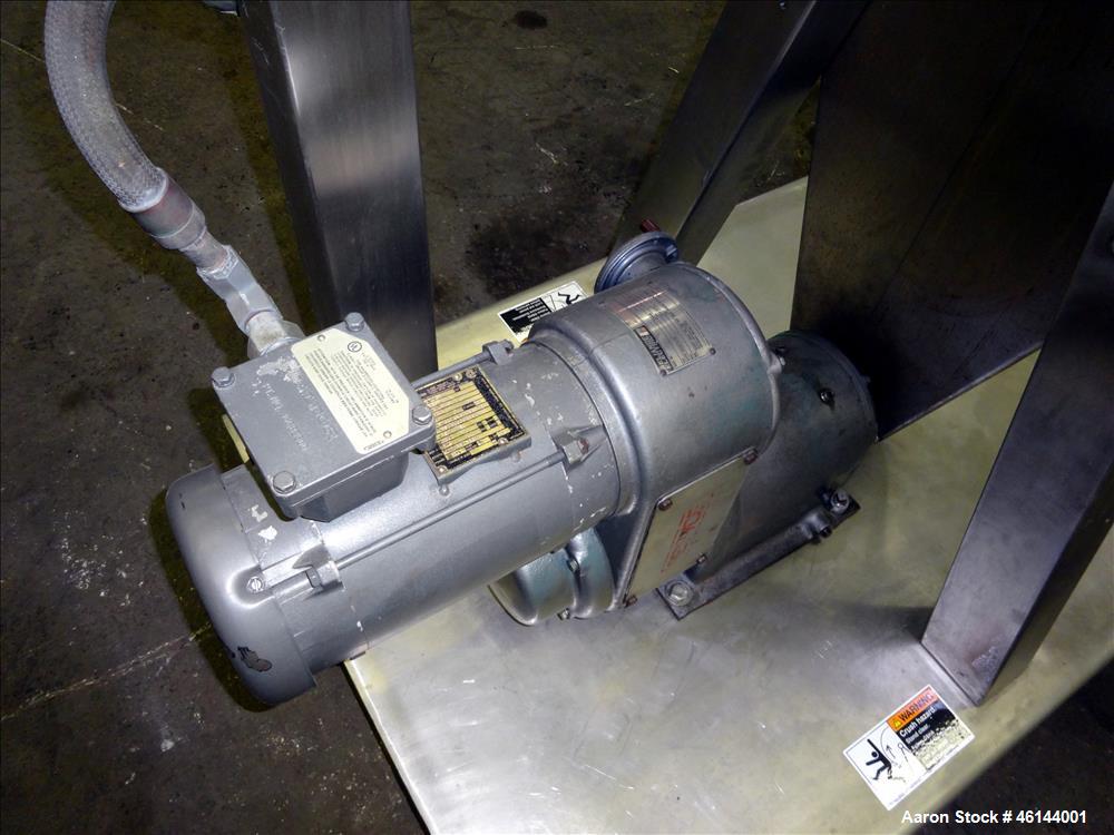 Used Paul O. Abbe Rota-Cone Vacuum Dryer, Model 18RCVD, 316L Stainless Steel. 1.28 Cubic feet working capacity (1.97 total). #4 Polished internal 18" diameter with vacuum line assembly. 304 Stainless...
