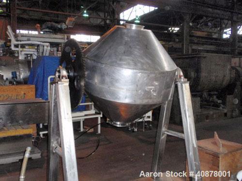 Used Paul O Abbe Rota-Cone Vacuum Dryer, Model 36RCD. 8.8 cubic feet working capacity, 13.5 total, 316 stainless steel. Internal rated full vacuum at 450 deg F,  jacket rated 14 psi. Approximately 36...