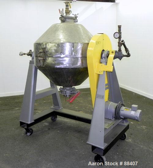 Used Paul O Abbe Rota-Cone Vacuum Dryer, Model 36RCD. 8.1 Cubic feet working capacity, 13.5 total, 316 stainless steel. Internal rated FV to 14.7 psi at 450 degrees F, jacket rated 14.7 psi at 450 de...
