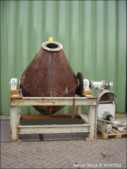 Used Vevey Double Cone Tumbler Dryer. Stainless steel 316L (1.4438). Capacity 56.5 cubic feet (1600 liter), working capacity max 28 cubic feet (800 liter), diameter 55" (1400 mm), cylindrical length ...