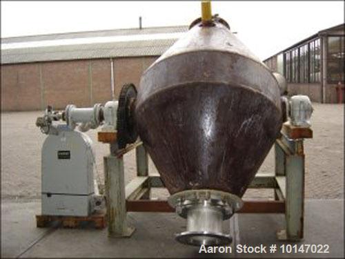 Used Vevey Double Cone Tumbler Dryer. Stainless steel 316L (1.4438). Capacity 56.5 cubic feet (1600 liter), working capacity max 28 cubic feet (800 liter), diameter 55" (1400 mm), cylindrical length ...