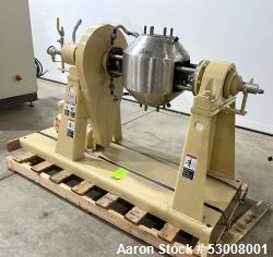 https://www.aaronequipment.com/Images/ItemImages/Dryers-Drying-Equipment/Double-Cone-V-Rotary-Vacuum/medium/Paul-O-Abbe-RCVD-12_53008001_aa.jpeg