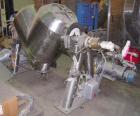 USED: Patterson Kelley 10 cubic foot twin shell solids/processor blender, 316L stainless steel. Max material density 60#/cubic foot. Internal rated approx FV at 250 deg F, carbon steel jacket with st...