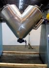 Used Patterson Industries Twin Shell Vacuum Dryer, 20 Cubic Feet, 304 Stainless Steel. Internal rated 2psig & Full Vacuum at 32 to 360 degrees F, jacket rated 15 psig at 32 to 360 degrees F. 18