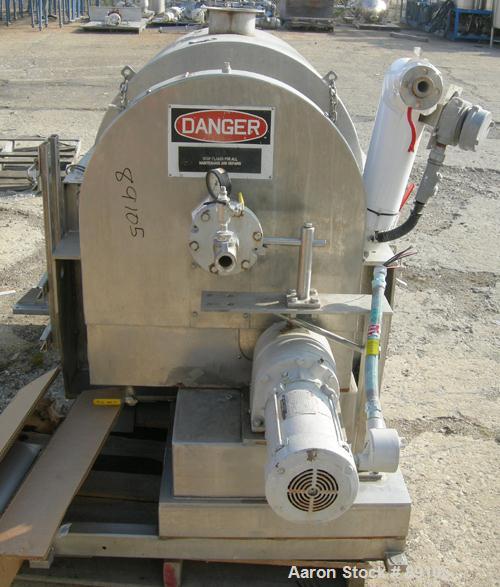 Used Blaw Knox Single Drum Flaker, 316 stainless steel. 24" diameter x 24" face cored drum rated 60 psi at 350 deg F. Driven by a 1.5 hp, 3/60/208-230/460 volt, 1725 rpm XP gearmotor, ratio 57.7:1. U...