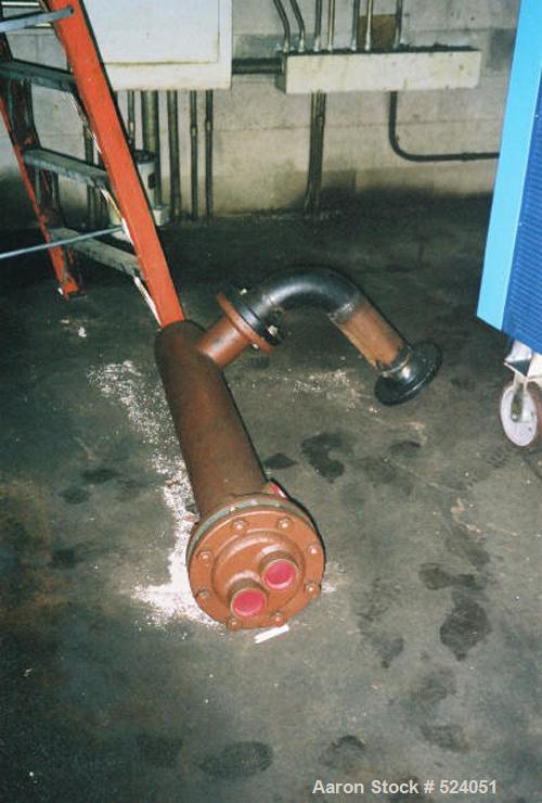 USED: Flash drying system designed to remove 1% to 2% water from industrial lubricating oils. Oil is pumped through a plate type heat exchanger where it enters the flash dryer chambers through a spra...