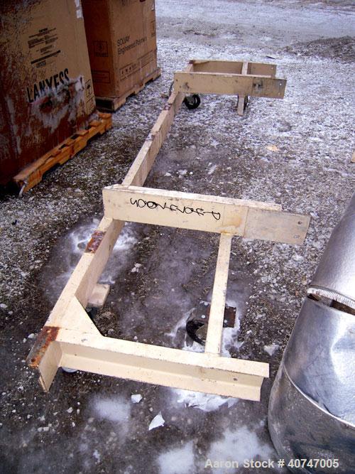 Used Carrier Vibrating Equipment Vibratory Continuous Fluid Bed Dryer/Cooler, model QAD/C3-2460S, 304 stainless steel. Approximate 23" wide x 222" long bottom screen.  Stroke 3/16". Top end inlet, en...