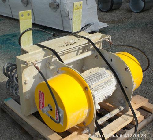 Used General Kinematics Para-Mount Vibratory Continuous Fluid Bed Dryer, Model FBD-F.30X17.625, 316 Stainless Steel. Approximate 30" wide x 211" long bottom perforated screen with approximate 1/16’’ ...